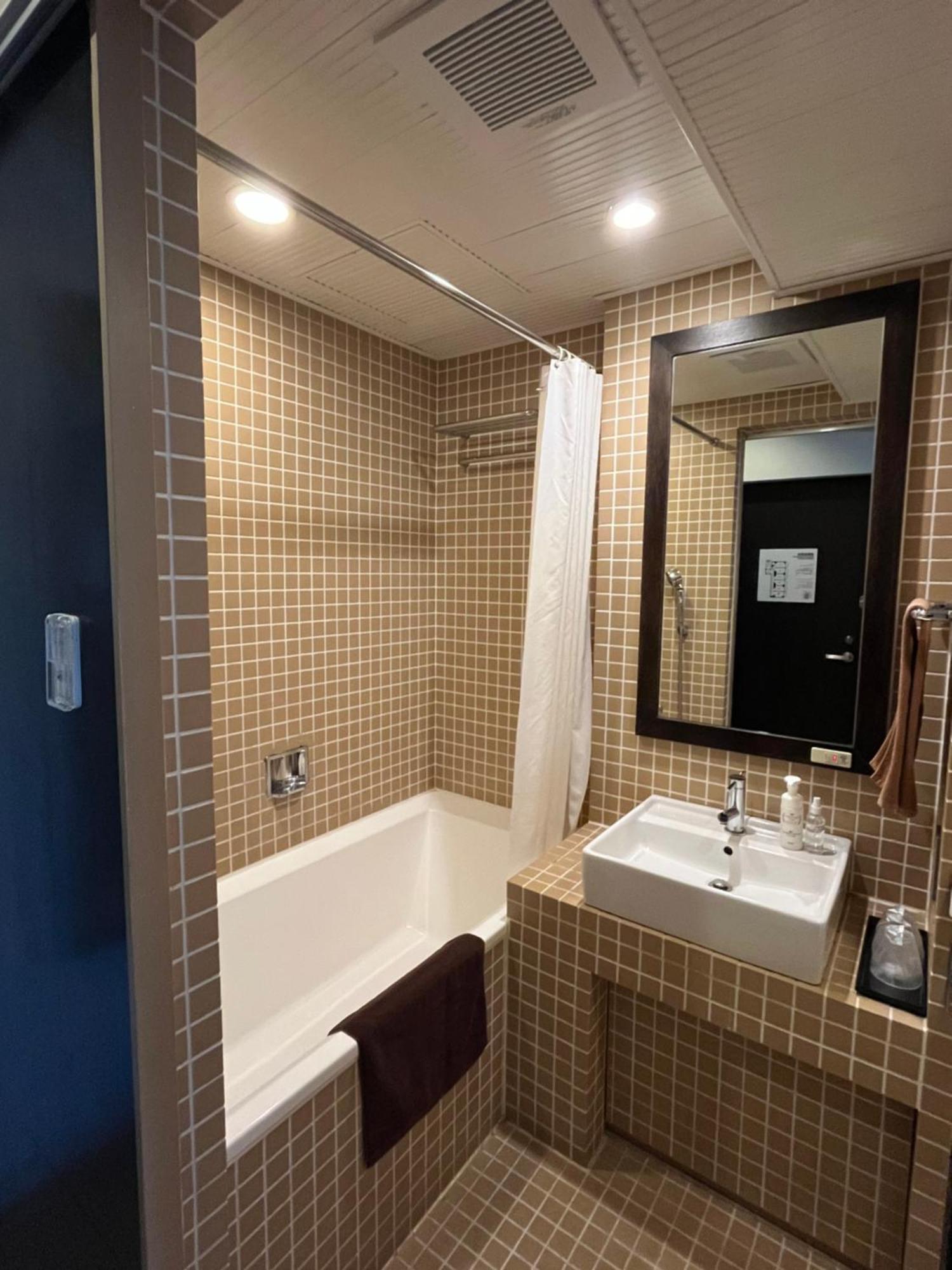 Sutton Place Hotel Ueno Tokyo Bagian luar foto